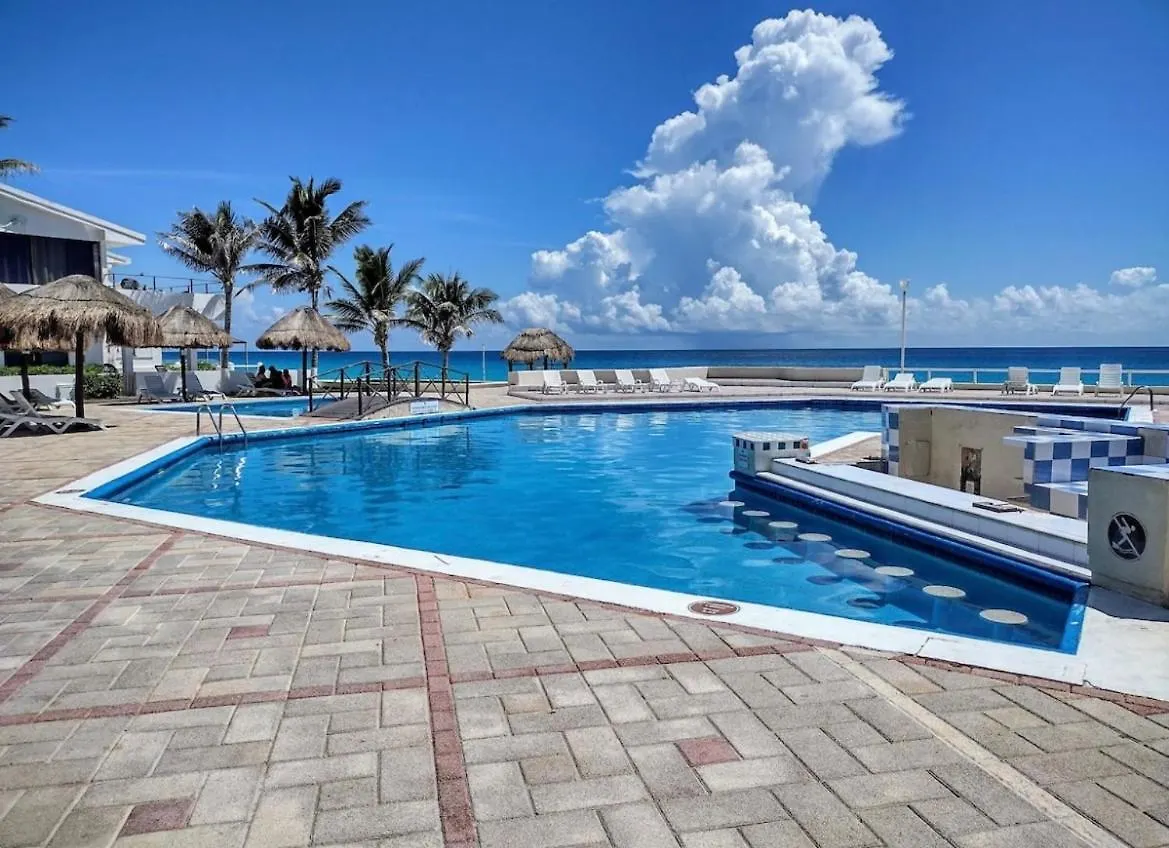 Condo Brisas Cancún 0*,  Mexiko